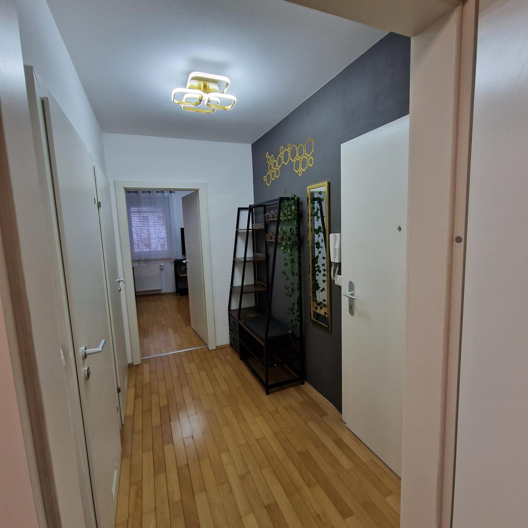 Apartment Grazer & Free Parking *